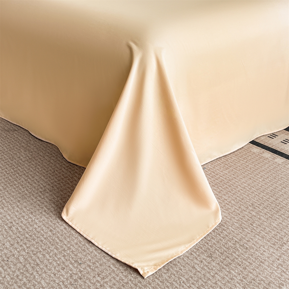 91家纺网 家纺一手货源 找家纺 经年 2026春夏新款云朵棉刺绣四件套-一见倾心 一见倾心-香槟