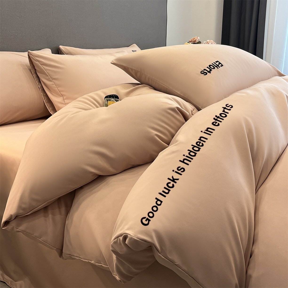 经年 2026春夏新款亲肤棉加厚磨毛刺绣四件套-励志 励志-香槟