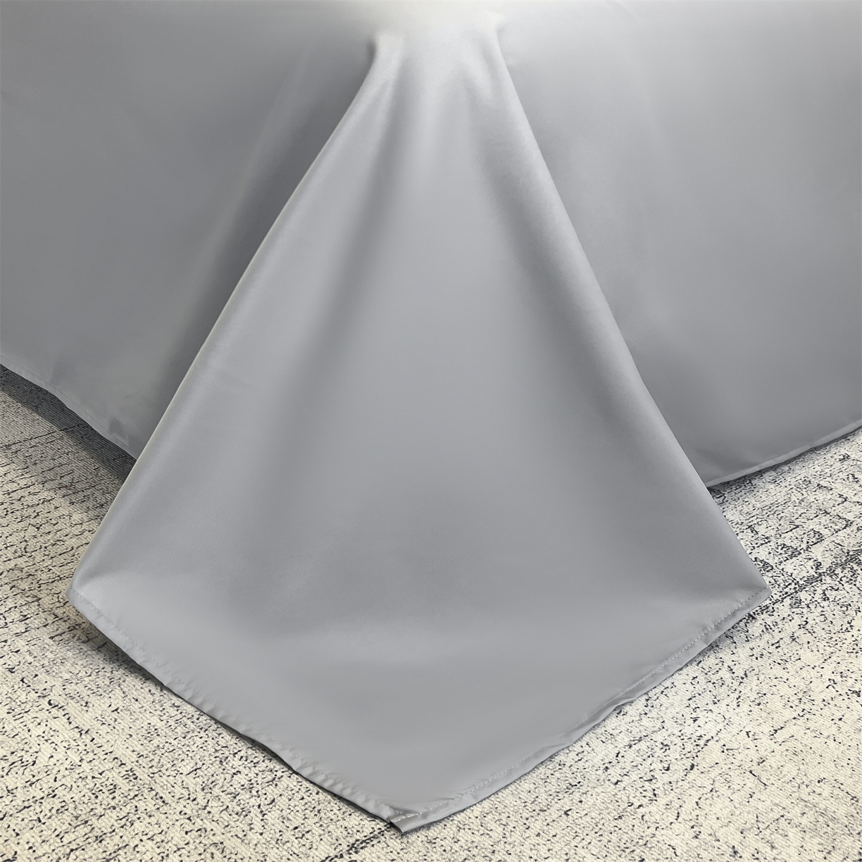 91家纺网 家纺一手货源 找家纺 经年 2026春夏新款亲肤棉加厚磨毛刺绣四件套-励志 励志-浅灰