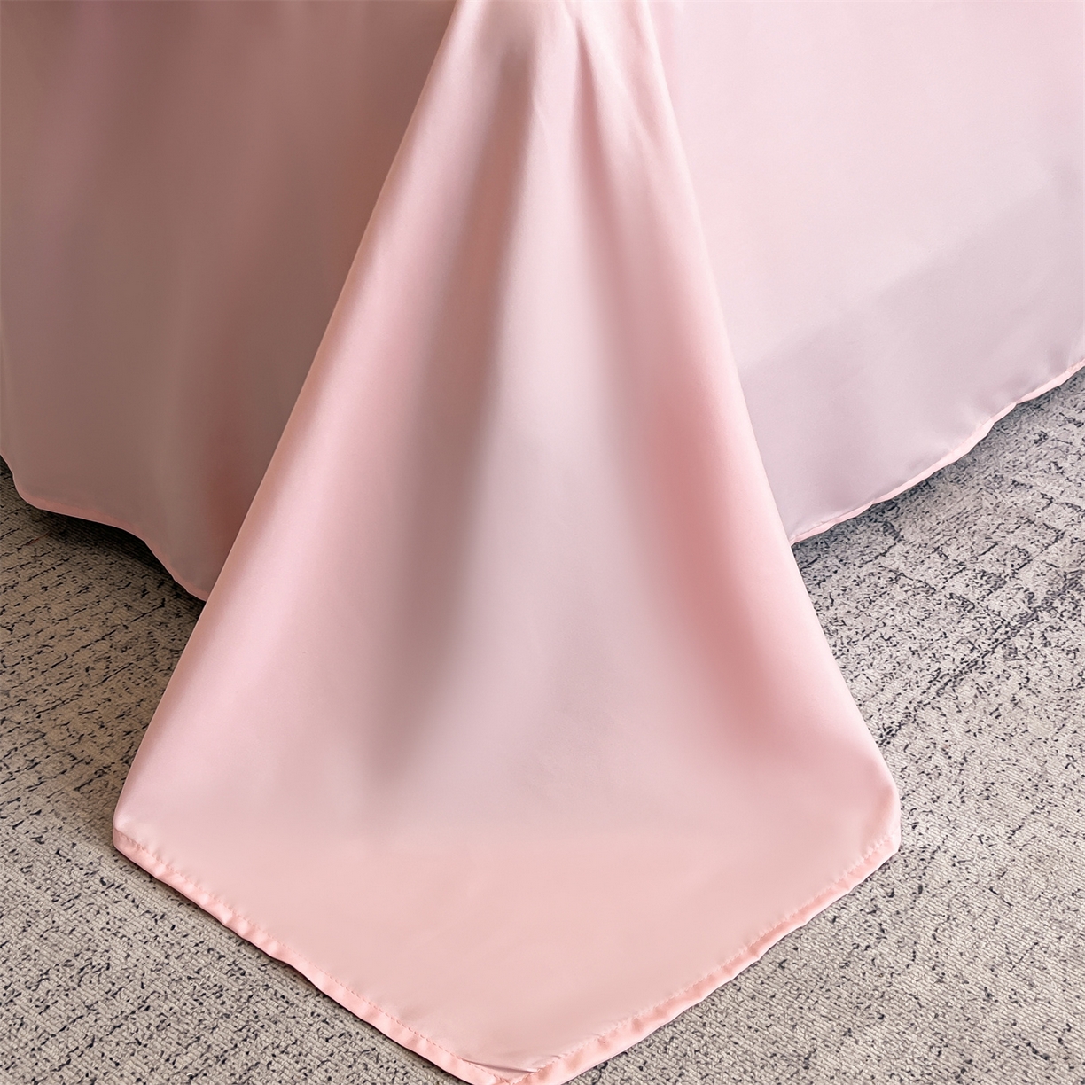 91家纺网 家纺一手货源 找家纺 经年 2026春夏新款亲肤棉加厚磨毛刺绣四件套-励志 励志-粉