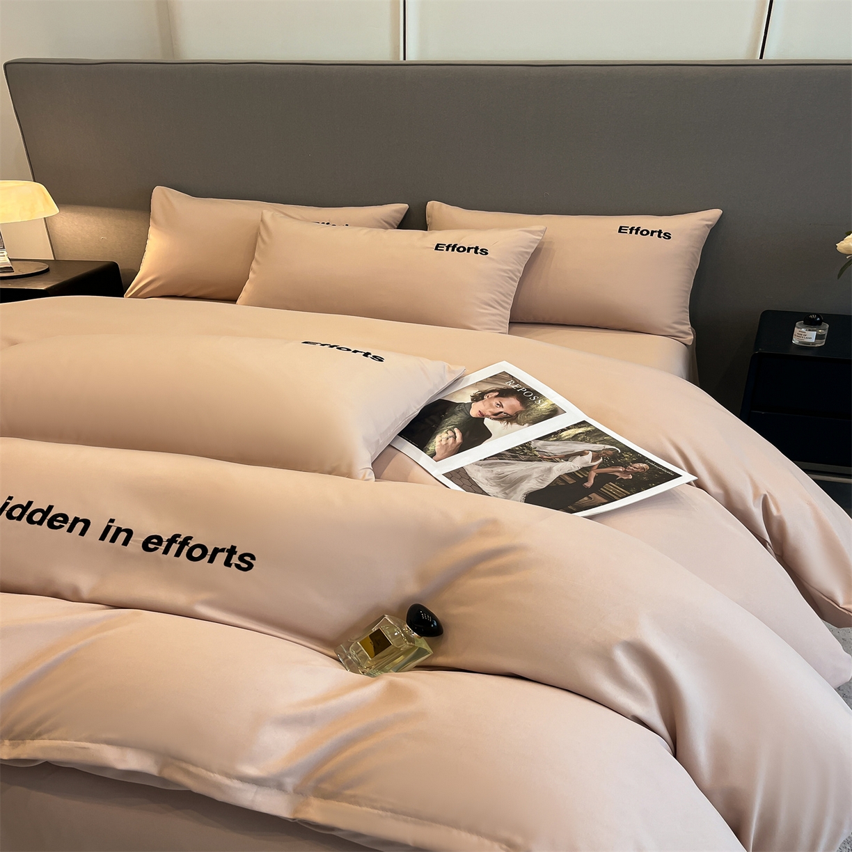 91家纺网 家纺一手货源 找家纺 经年 2026春夏新款亲肤棉加厚磨毛刺绣四件套-励志 励志-香槟