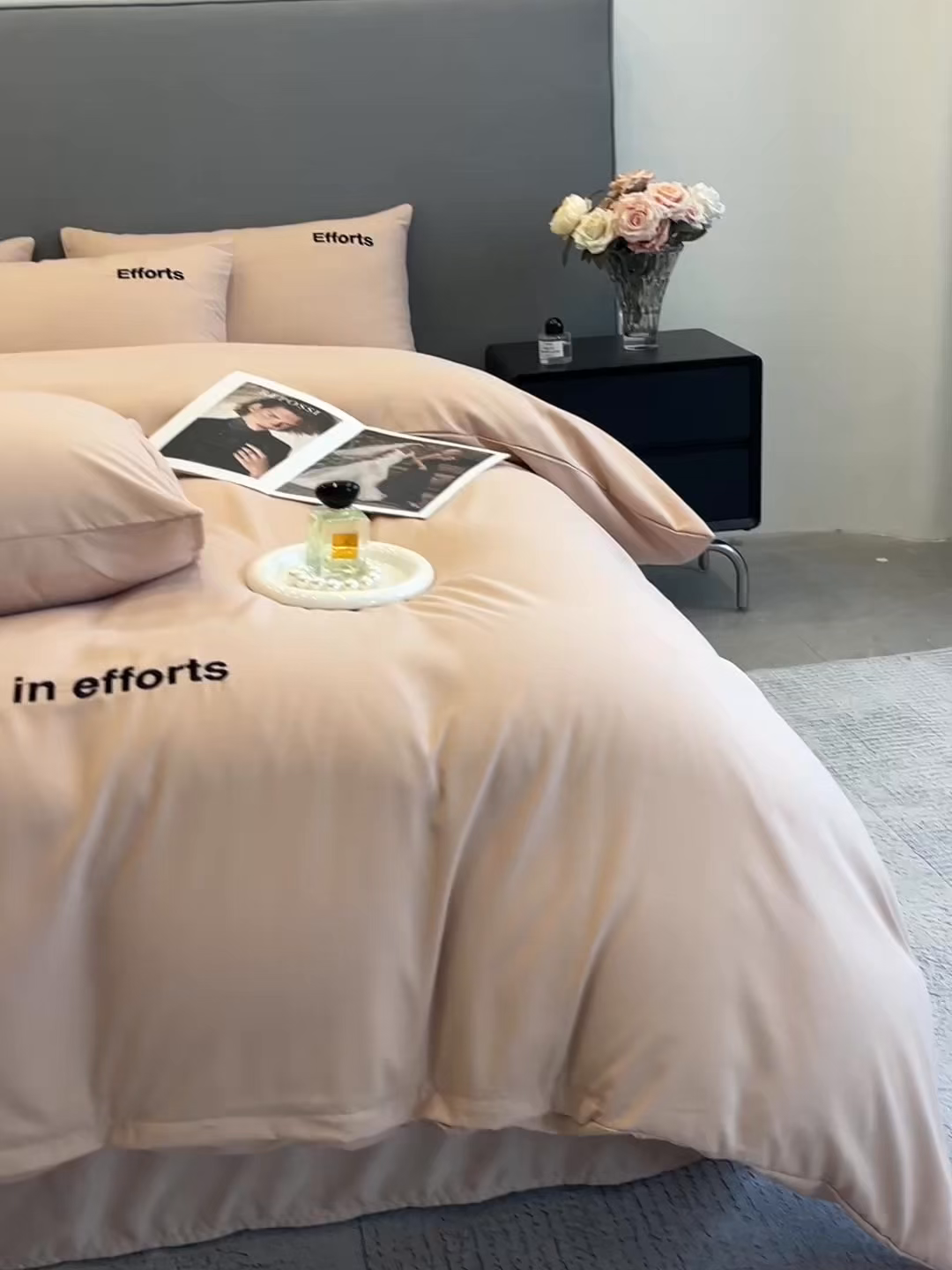 91家纺网 家纺一手货源 找家纺 经年 2026春夏新款亲肤棉加厚磨毛刺绣四件套-励志 励志-香槟