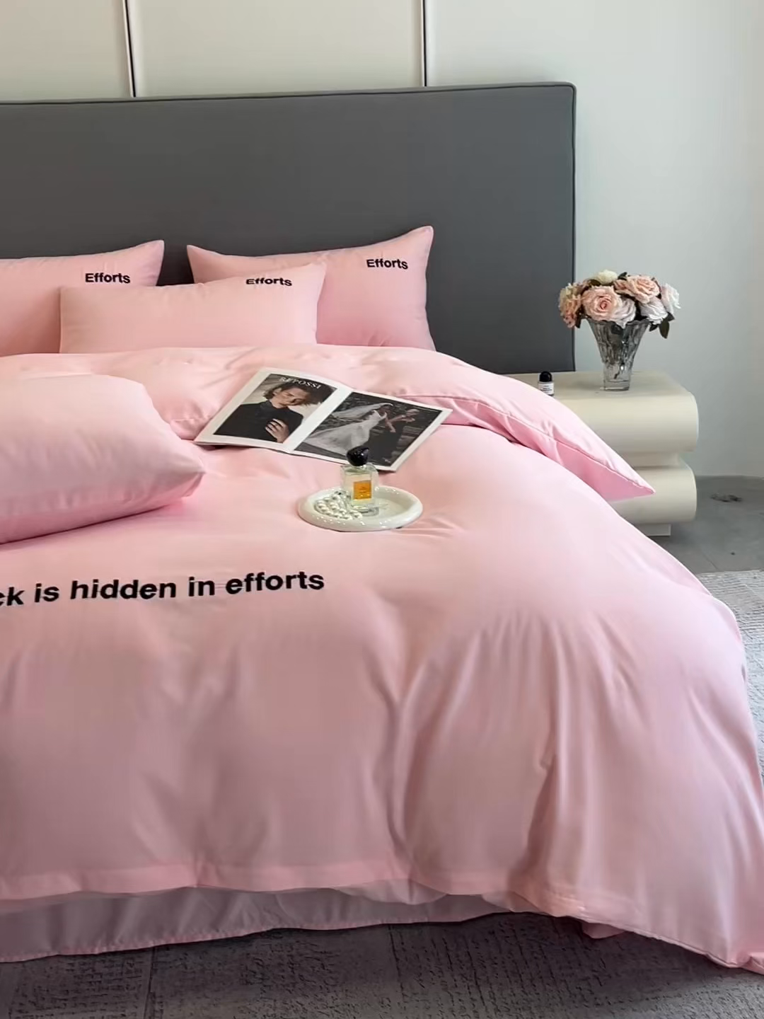 91家纺网 家纺一手货源 找家纺 经年 2026春夏新款亲肤棉加厚磨毛刺绣四件套-励志 励志-粉