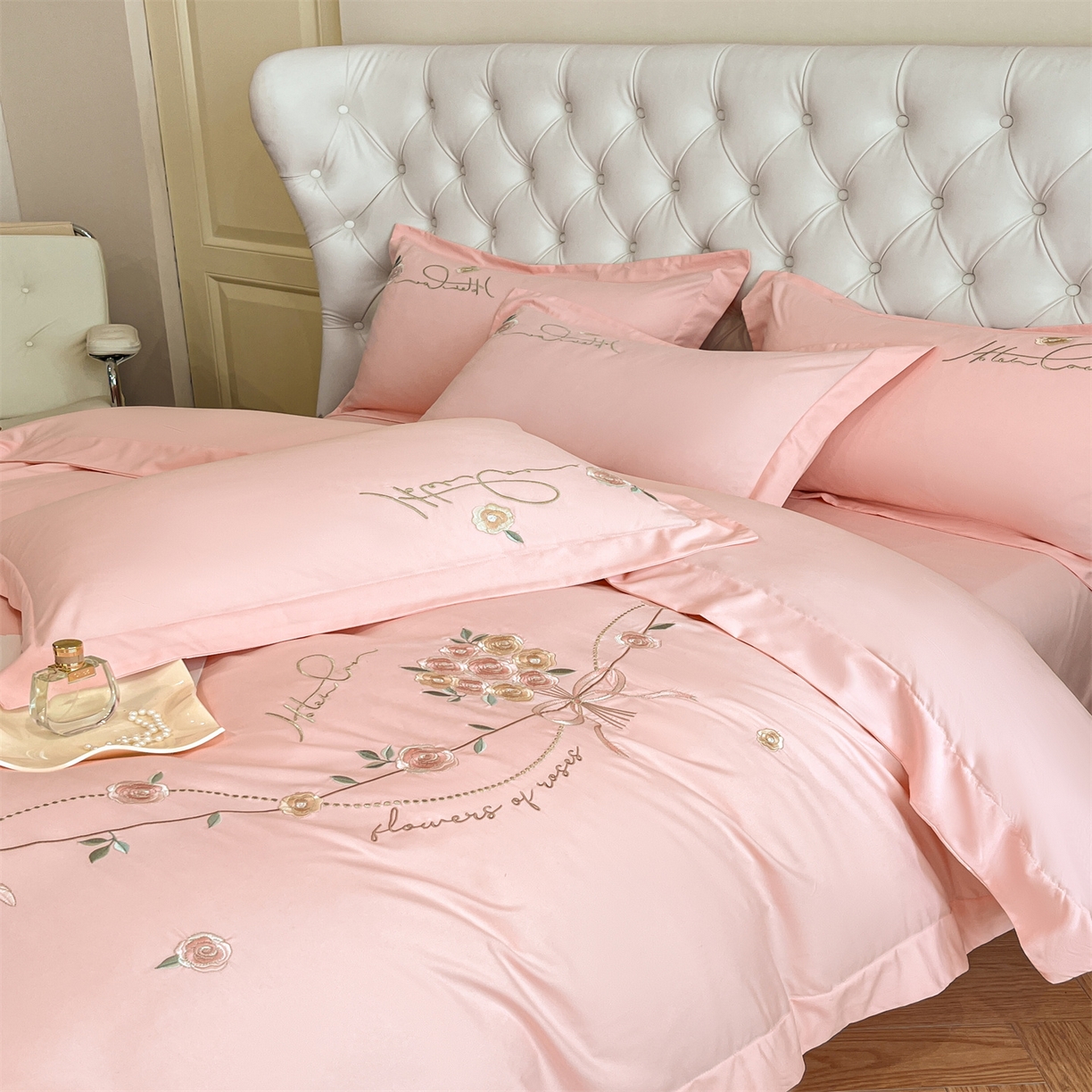 91家纺网 家纺一手货源 找家纺 经年 2026春夏新款云朵棉刺绣四件套-约定 约定-粉玉