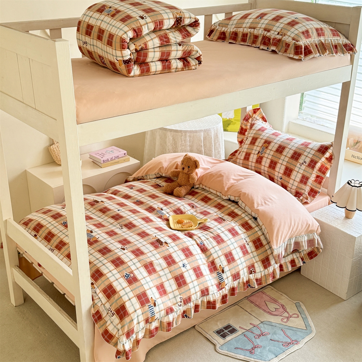 91家纺网 家纺一手货源 找家纺 （总）经年 2026新款学生季上下铺韩版花边水洗云朵棉学生宿舍三件套四件套