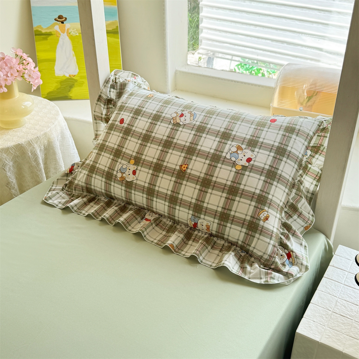 91家纺网 家纺一手货源 找家纺 经年 2026新款学生季上下铺韩版花边水洗云朵棉学生宿舍三件套四件套 复古K猫绿