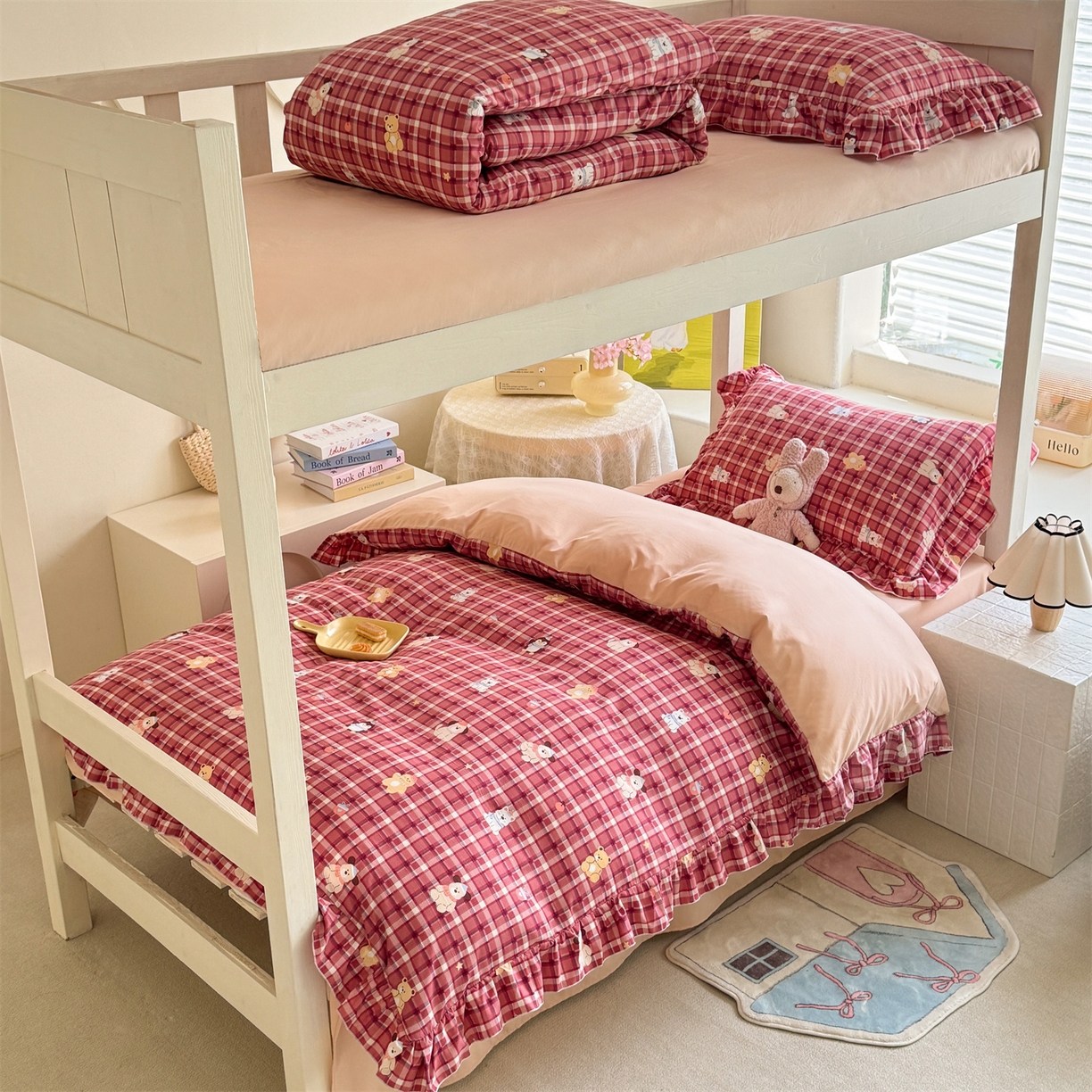 91家纺网 家纺一手货源 找家纺 （总）经年 2026新款学生季上下铺韩版花边水洗云朵棉学生宿舍三件套四件套