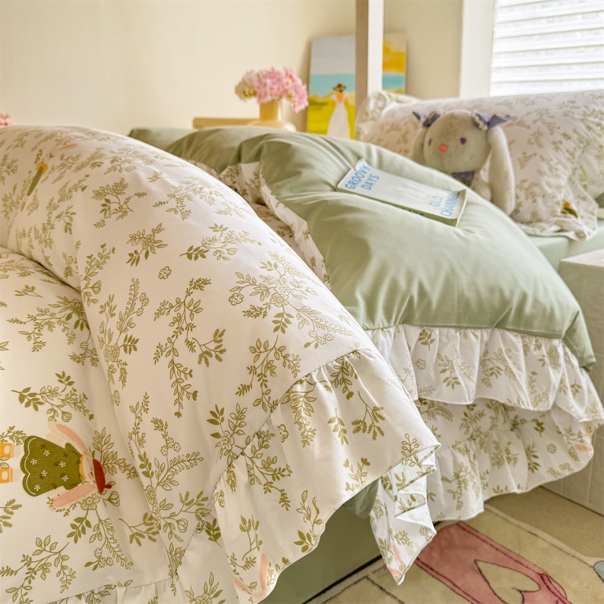 91家纺网 家纺一手货源 找家纺 经年 2026新款学生季上下铺韩版花边水洗云朵棉学生宿舍三件套四件套 森林兔绿