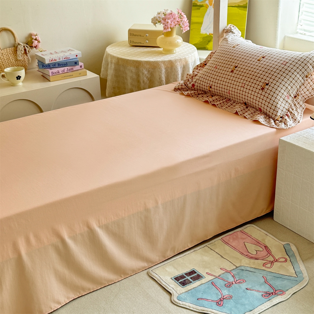 91家纺网 家纺一手货源 找家纺 经年 2026新款学生季上下铺韩版花边水洗云朵棉学生宿舍三件套四件套 美拉腊肠狗