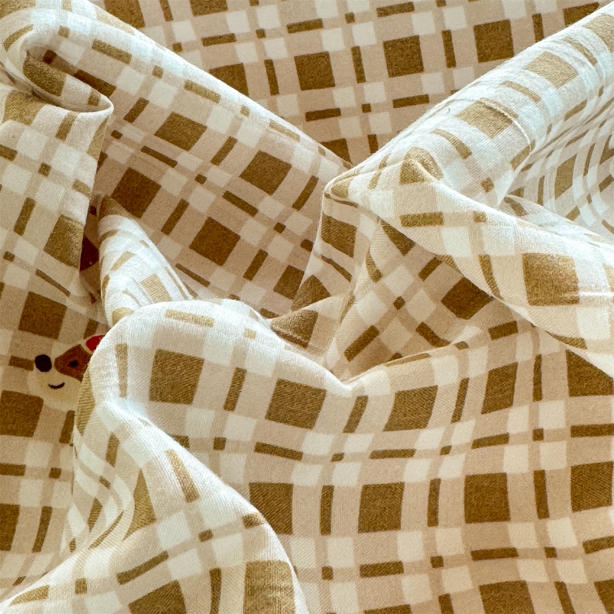 91家纺网 家纺一手货源 找家纺 经年 2026新款学生季上下铺韩版花边水洗云朵棉学生宿舍三件套四件套 美拉腊肠狗