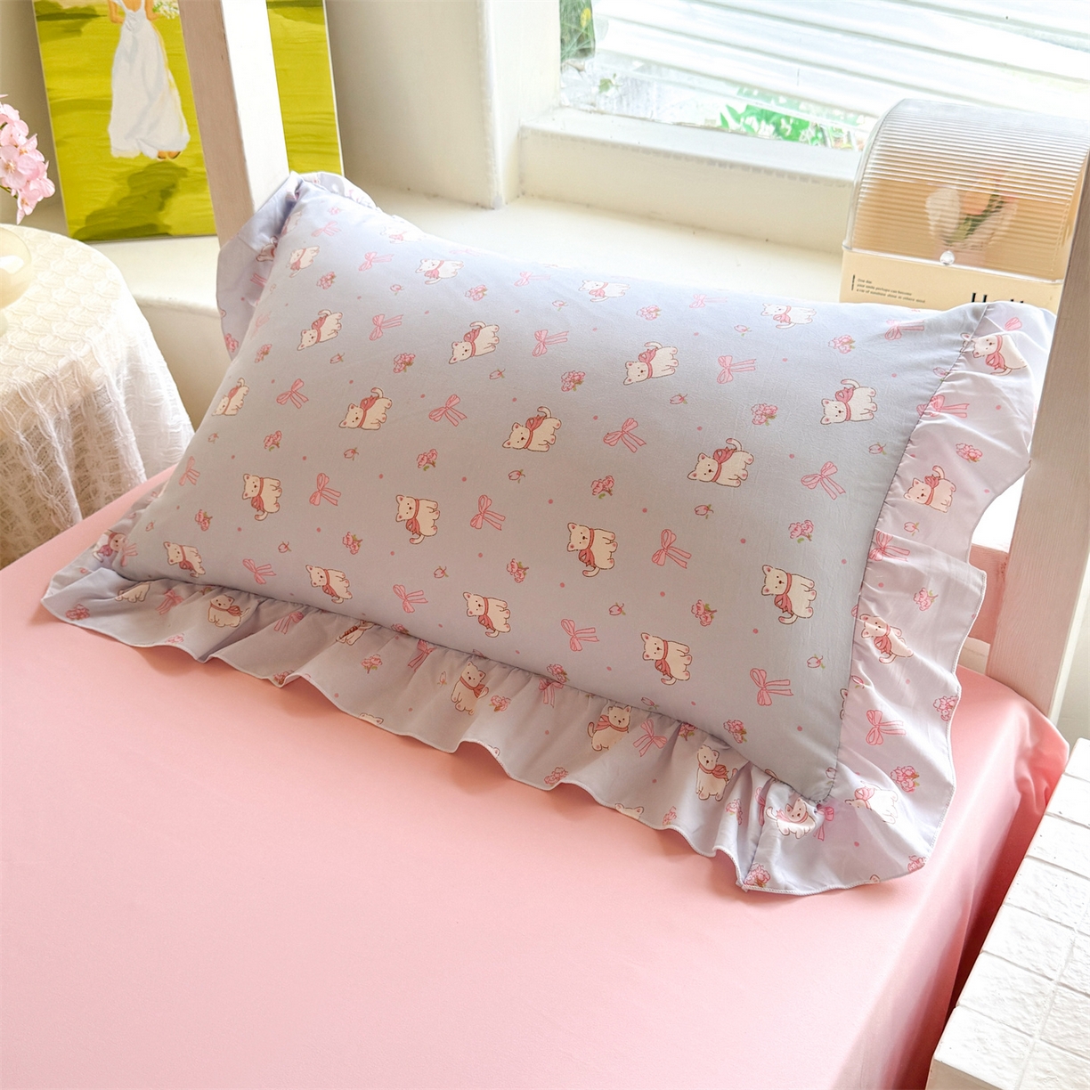 91家纺网 家纺一手货源 找家纺 经年 2026新款学生季上下铺韩版花边水洗云朵棉学生宿舍三件套四件套 蝴蝶结小狗