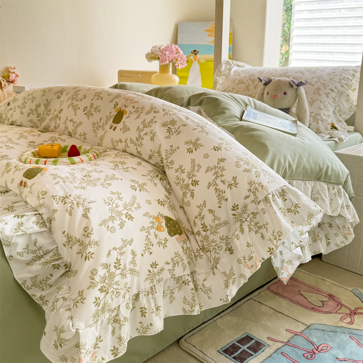 91家纺网 家纺一手货源 找家纺 经年 2026新款学生季上下铺韩版花边水洗云朵棉学生宿舍三件套四件套 森林兔绿