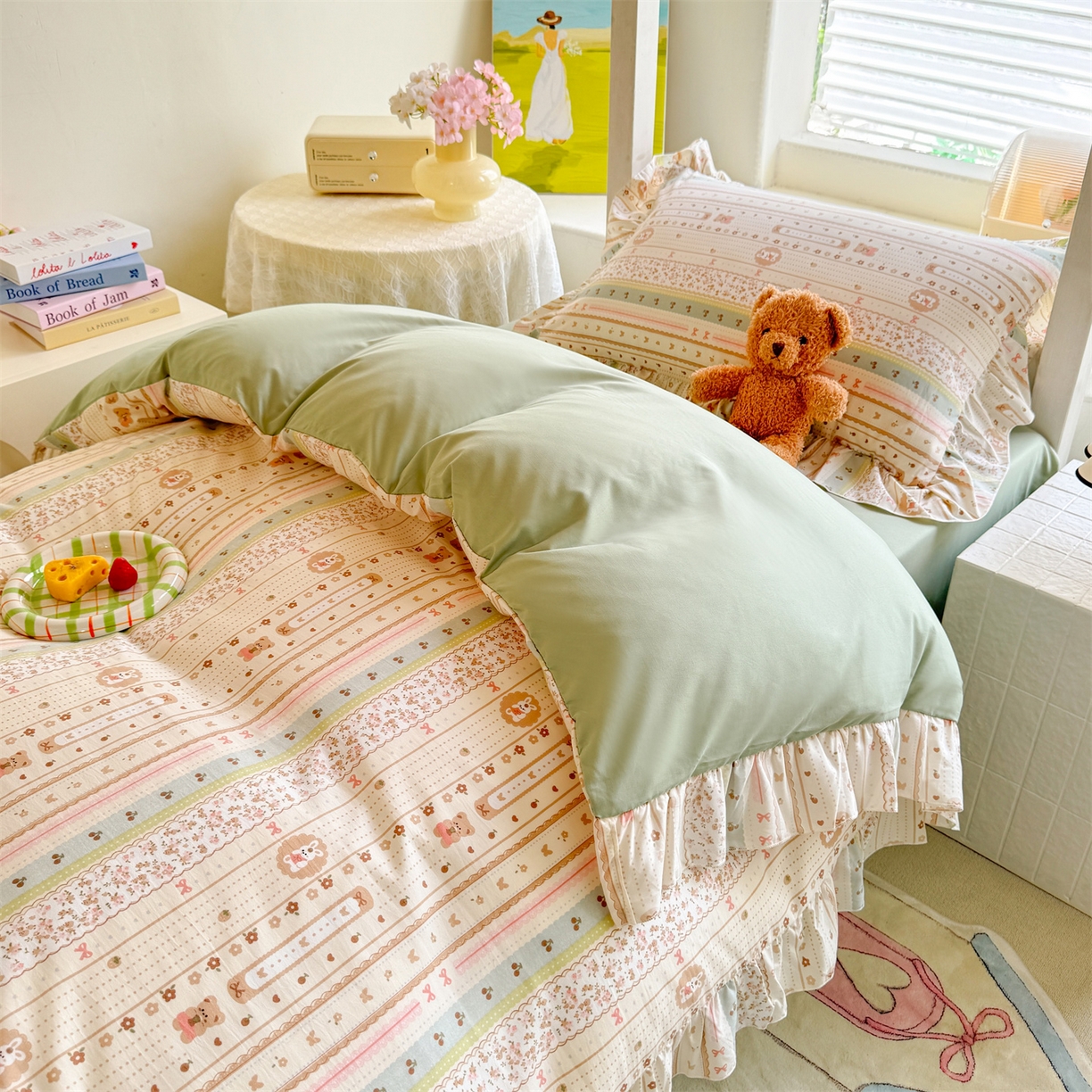 91家纺网 家纺一手货源 找家纺 经年 2026新款学生季上下铺韩版花边水洗云朵棉学生宿舍三件套四件套 泡芙小兔