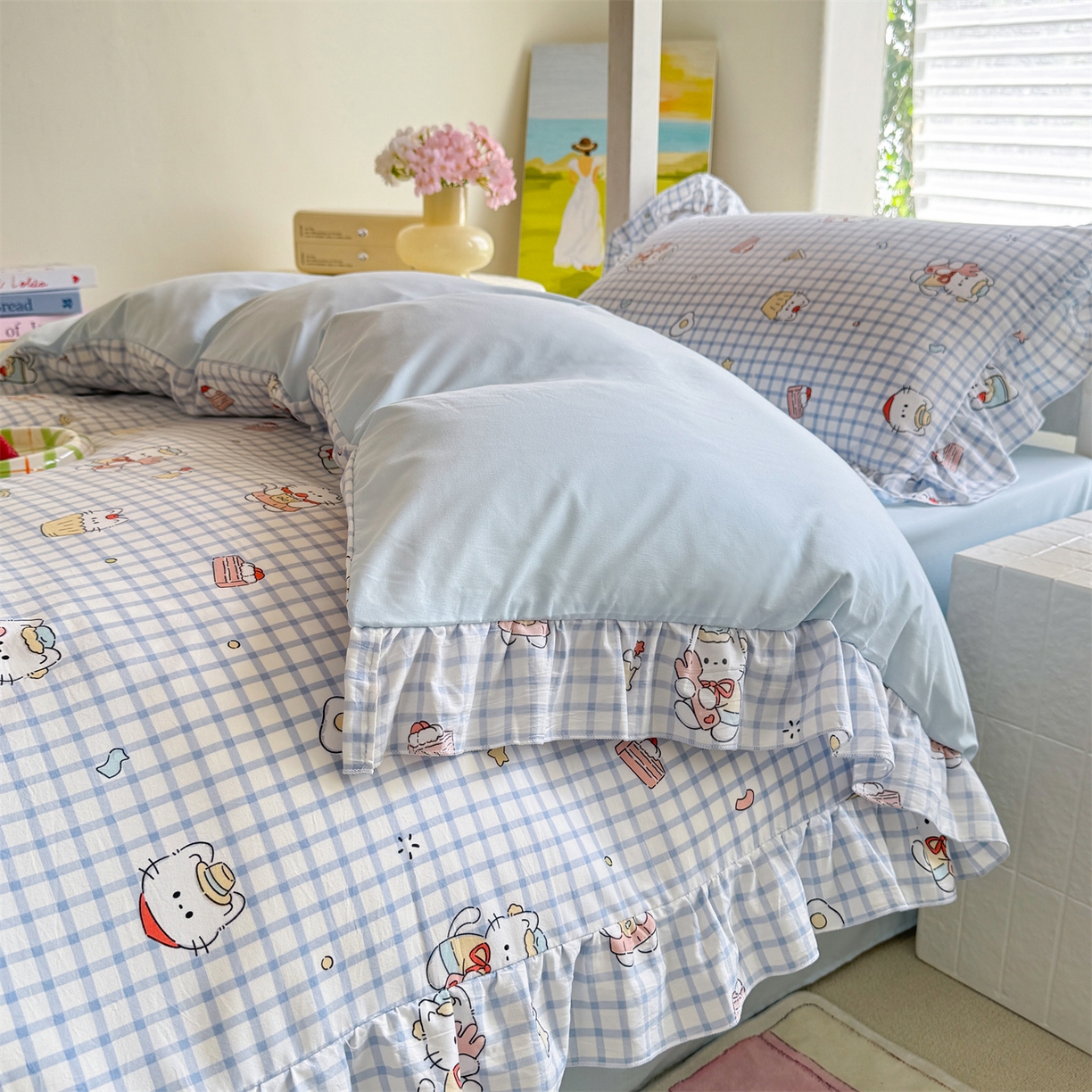 91家纺网 家纺一手货源 找家纺 经年 2026新款学生季上下铺韩版花边水洗云朵棉学生宿舍三件套四件套 蓝格小猫
