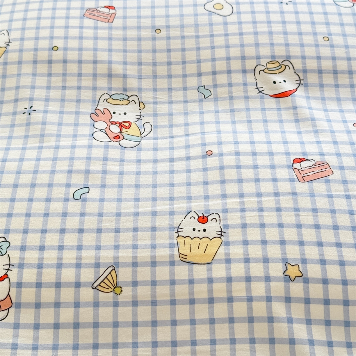 91家纺网 家纺一手货源 找家纺 经年 2026新款学生季上下铺韩版花边水洗云朵棉学生宿舍三件套四件套 蓝格小猫