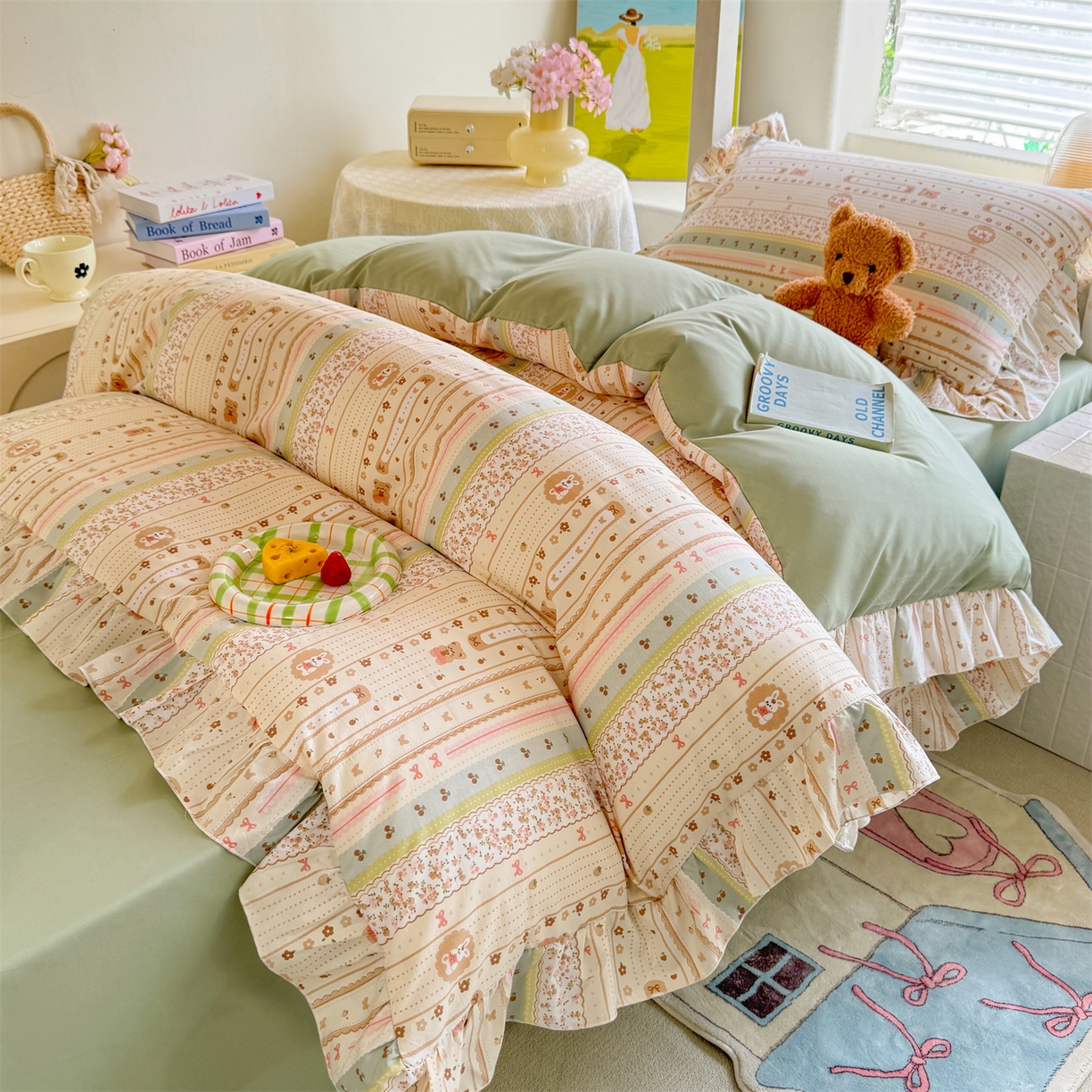 91家纺网 家纺一手货源 找家纺 经年 2026新款学生季上下铺韩版花边水洗云朵棉学生宿舍三件套四件套 泡芙小兔