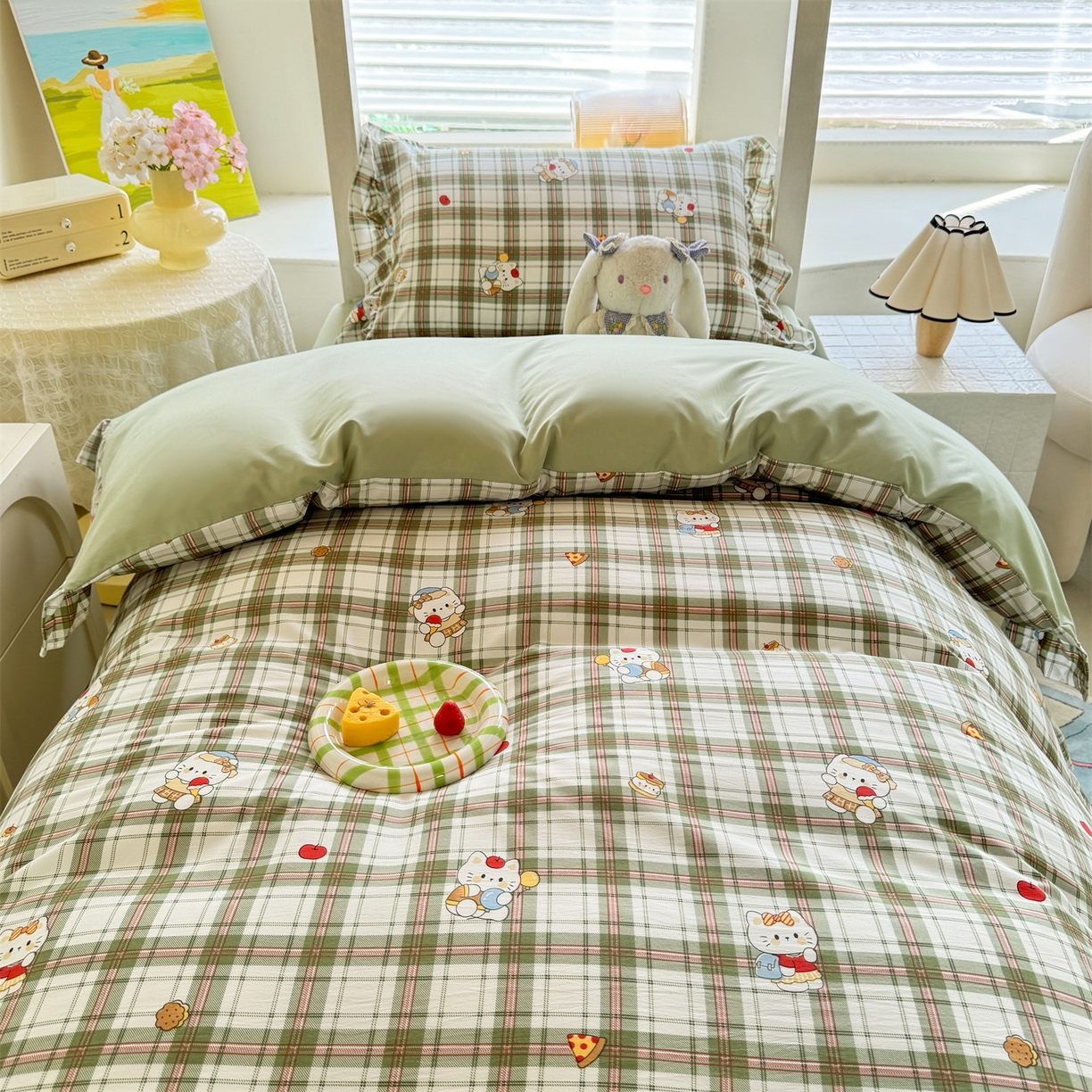 91家纺网 家纺一手货源 找家纺 经年 2026新款学生季上下铺韩版花边水洗云朵棉学生宿舍三件套四件套 复古K猫绿