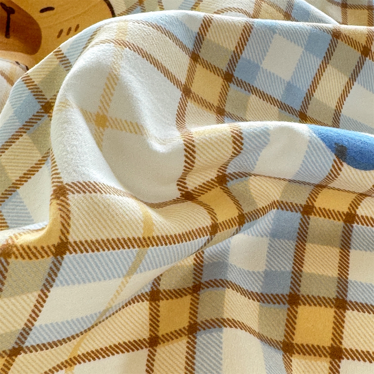 91家纺网 家纺一手货源 找家纺 经年 2026新款学生季上下铺韩版花边水洗云朵棉学生宿舍三件套四件套 卡皮吧啦