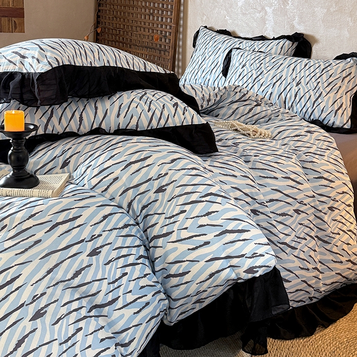 91家纺网 家纺一手货源 找家纺 宅家居 2026新款A类轻法式复古赫本风印花纯棉有氧双层纱花边斑马纹黑色韩式花边四件套 斑马纹-蓝色