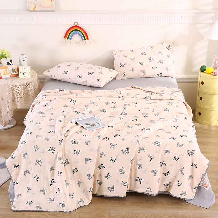 91家纺网 家纺一手货源 找家纺 米萝家居 2026新款100%棉花夏被四件套双层纱花边夏凉被空调被被子被芯直播 蝶舞