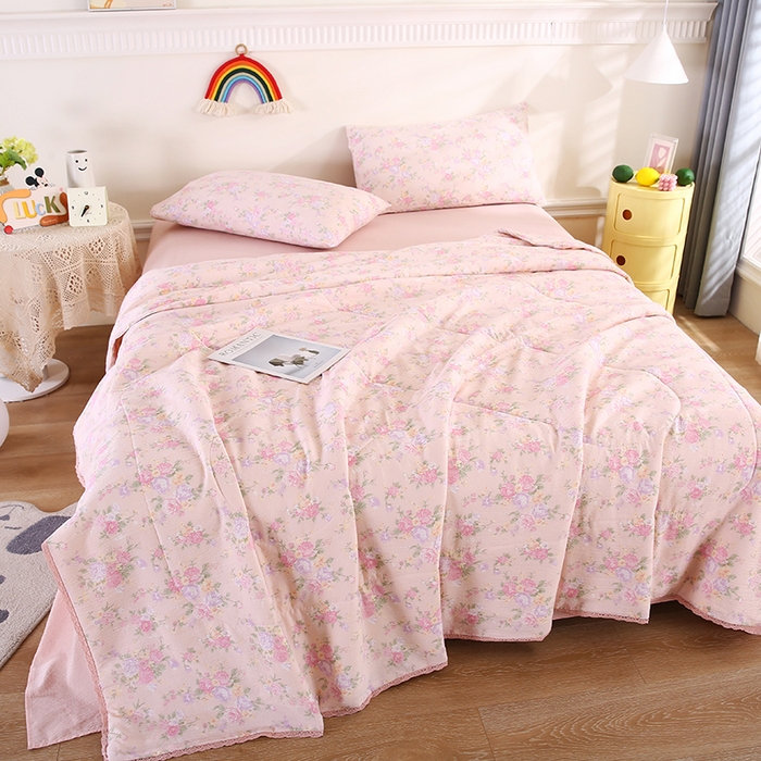 91家纺网 家纺一手货源 找家纺 米萝家居 2026新款100%棉花夏被四件套双层纱花边夏凉被空调被被子被芯直播 繁花似锦