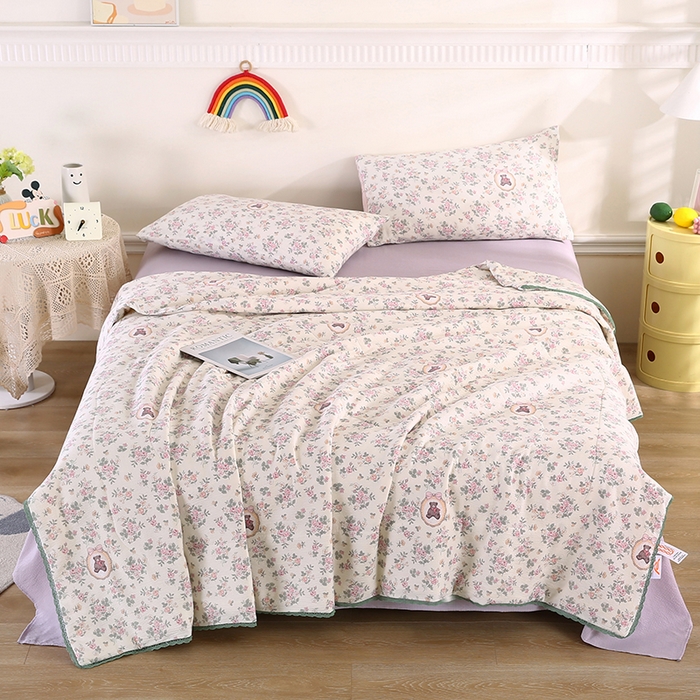 91家纺网 家纺一手货源 找家纺 米萝家居 2026新款100%棉花夏被四件套双层纱花边夏凉被空调被被子被芯直播 花团小熊