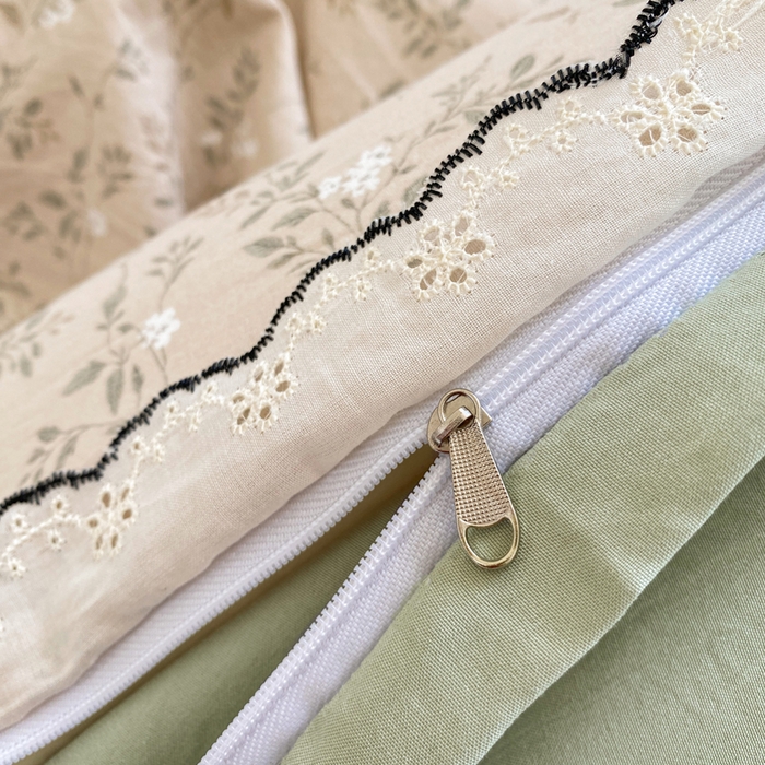 91家纺网 家纺一手货源 找家纺 豫见家纺 2026新款A类仿棉云感纱花边四件套 春风里