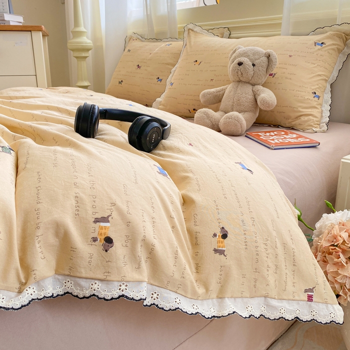 91家纺网 家纺一手货源 找家纺 豫见家纺 2026新款A类仿棉云感纱花边四件套 狗狗家族