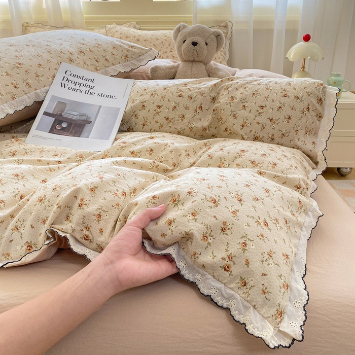 91家纺网 家纺一手货源 找家纺 豫见家纺 2026新款A类仿棉云感纱花边四件套 琥珀流光