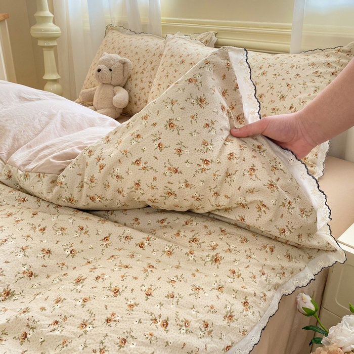 91家纺网 家纺一手货源 找家纺 豫见家纺 2026新款A类仿棉云感纱花边四件套 琥珀流光