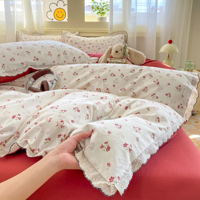 91家纺网 家纺一手货源 找家纺 豫见家纺 2026新款A类仿棉云感纱花边四件套 花影如梦