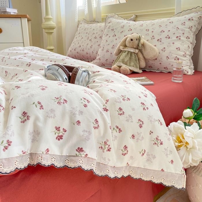 91家纺网 家纺一手货源 找家纺 豫见家纺 2026新款A类仿棉云感纱花边四件套 花影如梦