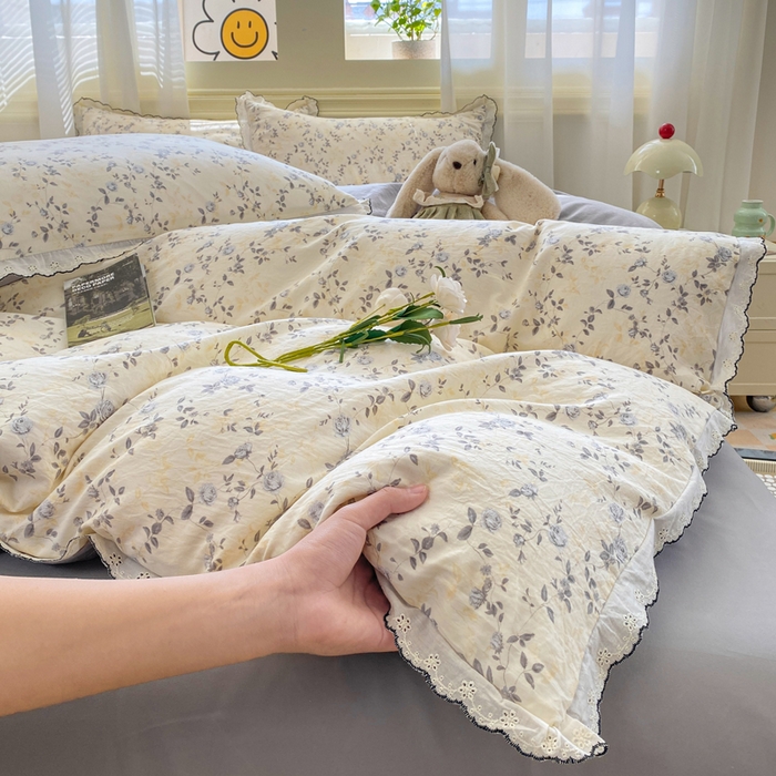 91家纺网 家纺一手货源 找家纺 豫见家纺 2026新款A类仿棉云感纱花边四件套 年华