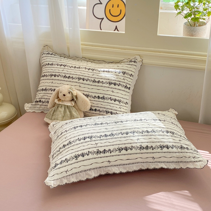 91家纺网 家纺一手货源 找家纺 豫见家纺 2026新款A类仿棉云感纱花边四件套 山茶左岸