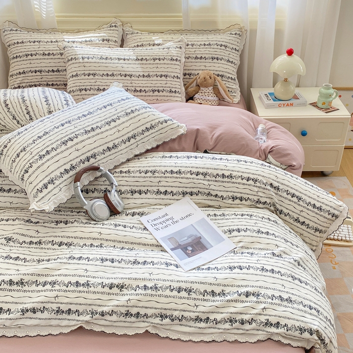 91家纺网 家纺一手货源 找家纺 豫见家纺 2026新款A类仿棉云感纱花边四件套 山茶左岸