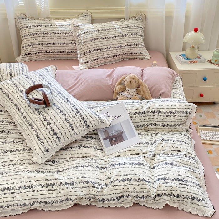 91家纺网 家纺一手货源 找家纺 豫见家纺 2026新款A类仿棉云感纱花边四件套 山茶左岸