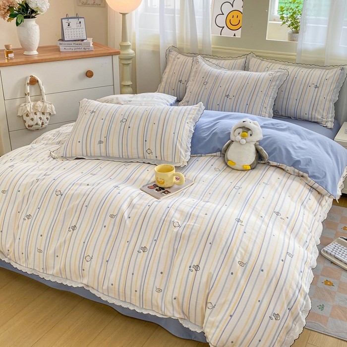 91家纺网 家纺一手货源 找家纺 豫见家纺 2026新款A类仿棉云感纱花边四件套 小鱼心事