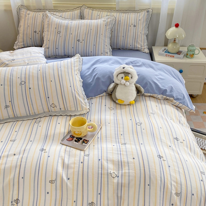 91家纺网 家纺一手货源 找家纺 豫见家纺 2026新款A类仿棉云感纱花边四件套 小鱼心事