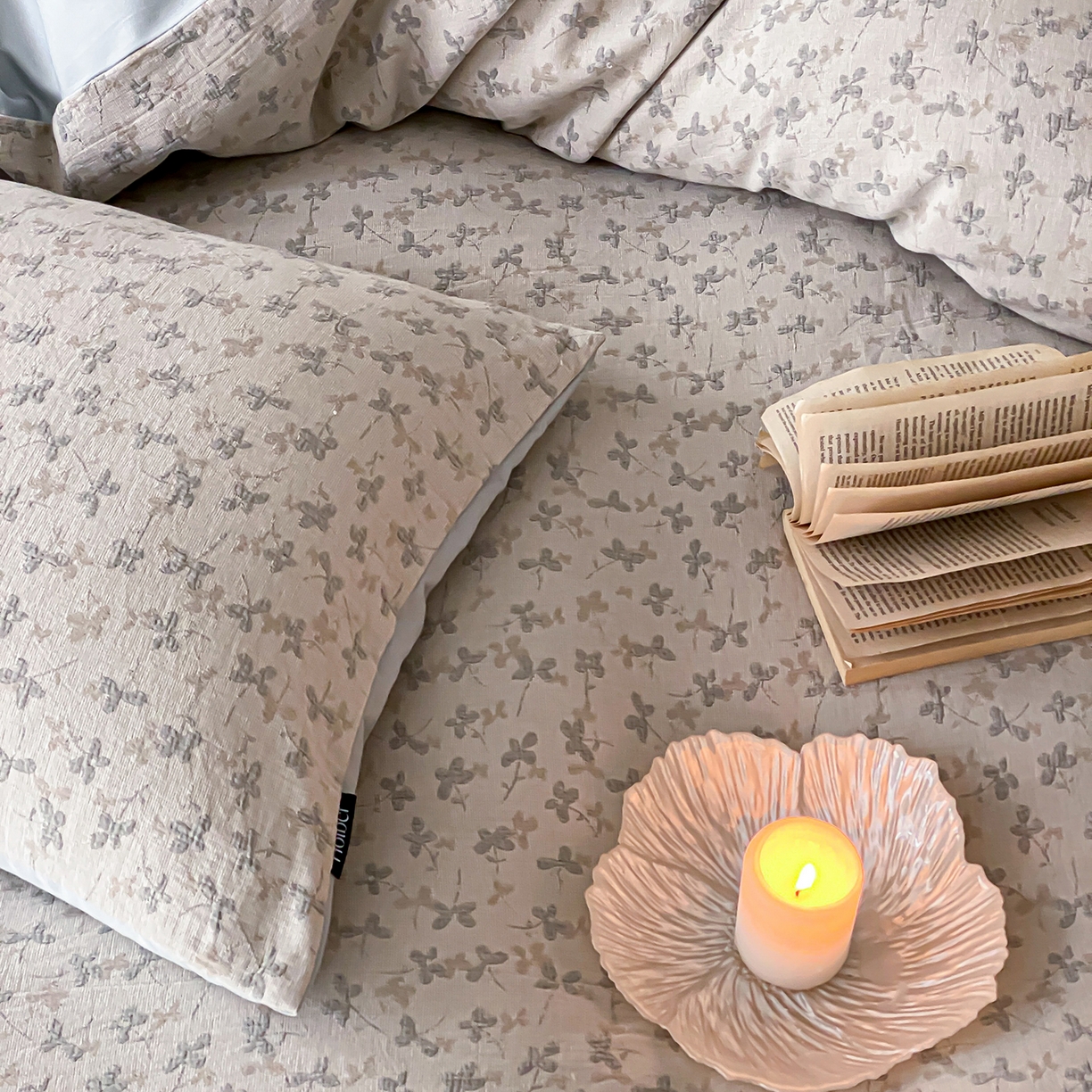 91家纺网 家纺一手货源 找家纺 赫帛 2026新款60S全棉色织提花水洗棉四件套-四叶草 四叶草-湖蓝