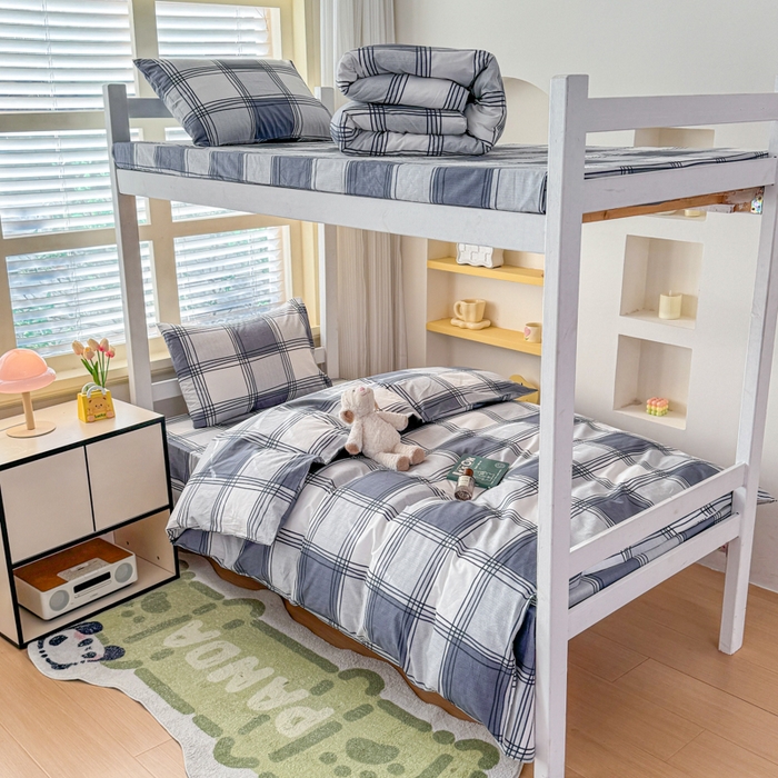 91家纺网 家纺一手货源 找家纺 疆东 【疆东】2026简约13372纯棉全棉学生三件套学生季宿舍上下铺全棉纯棉格子印花三件套件单品被套床单 学生时代