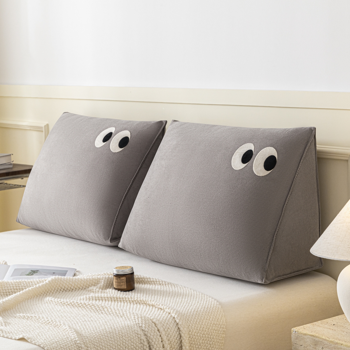 91家纺网 家纺一手货源 找家纺 （总）美达人 2026新款灯芯绒三角腰枕靠背