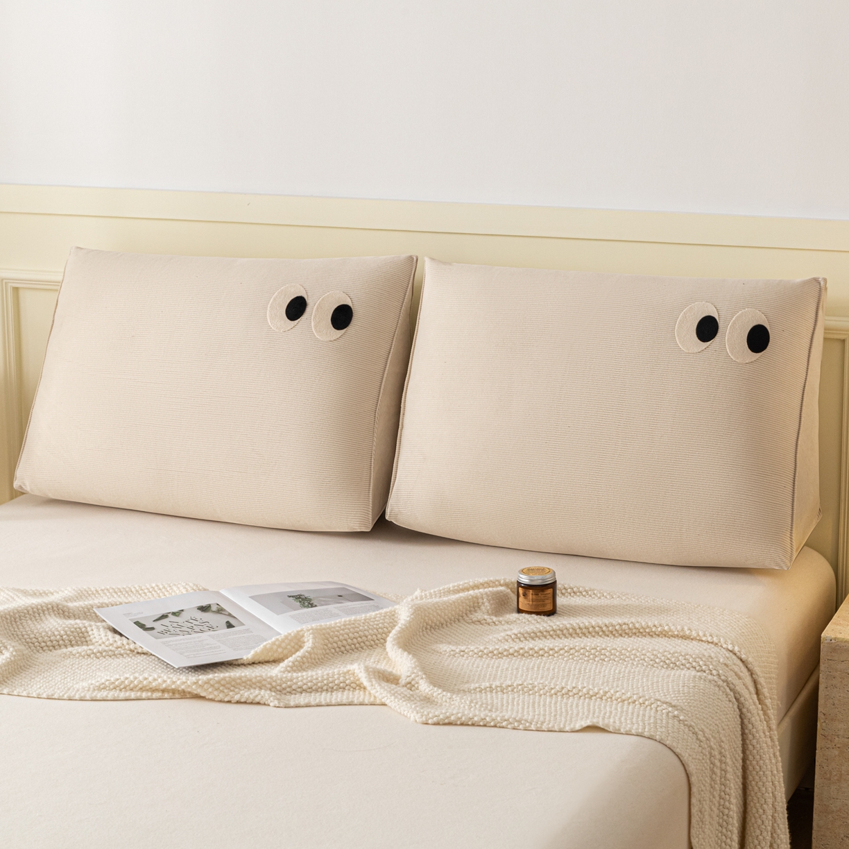 91家纺网 家纺一手货源 找家纺 美达人 2026新款灯芯绒三角腰枕靠背 灯芯绒-眼睛-月白-三角腰枕组合