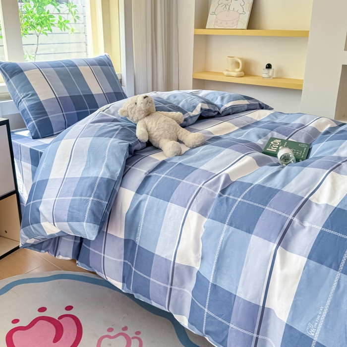 91家纺网 家纺一手货源 找家纺 疆东 【疆东】2026简约13372纯棉全棉学生三件套学生季宿舍上下铺全棉纯棉格子印花三件套件单品被套床单 克莱因