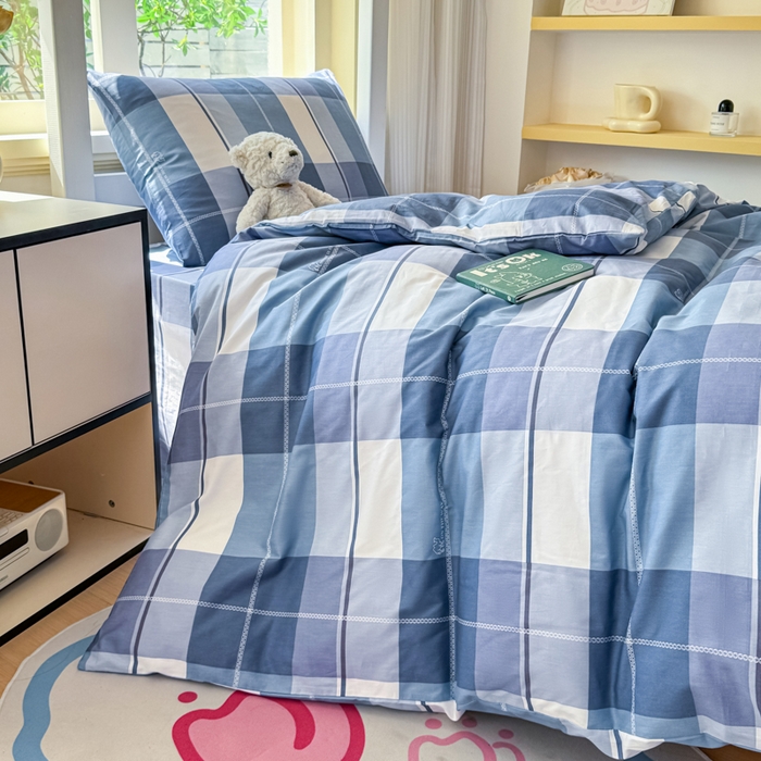 91家纺网 家纺一手货源 找家纺 疆东 【疆东】2026简约13372纯棉全棉学生三件套学生季宿舍上下铺全棉纯棉格子印花三件套件单品被套床单 克莱因