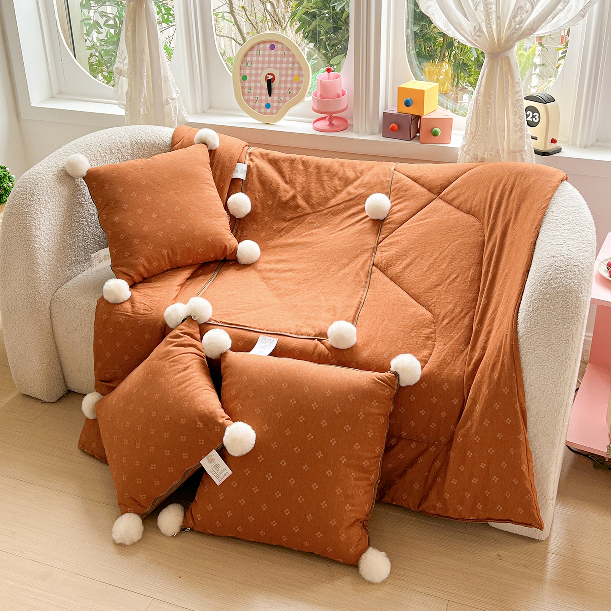 91家纺网 家纺一手货源 找家纺 （总）古本家居 2026新款四季水洗毛球系列抱枕被