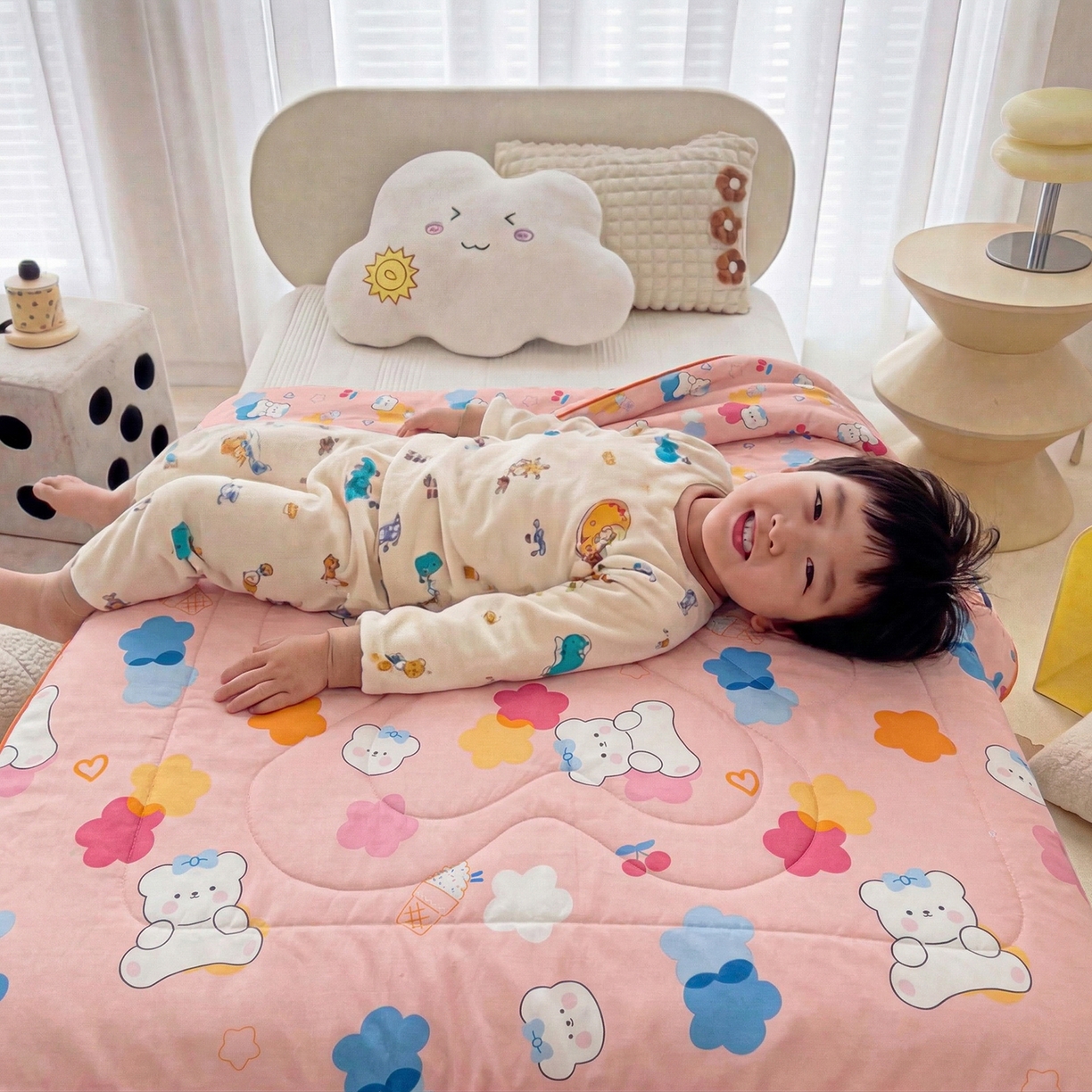 91家纺网 家纺一手货源 找家纺 春妮家纺 2026新款卡通幼儿园全棉儿童夏被夏凉被空调被 甜心小熊