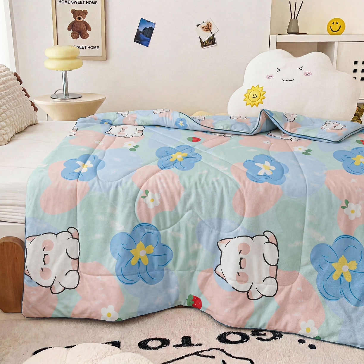 91家纺网 家纺一手货源 找家纺 春妮家纺 2026新款卡通幼儿园全棉儿童夏被夏凉被空调被 心花怒放