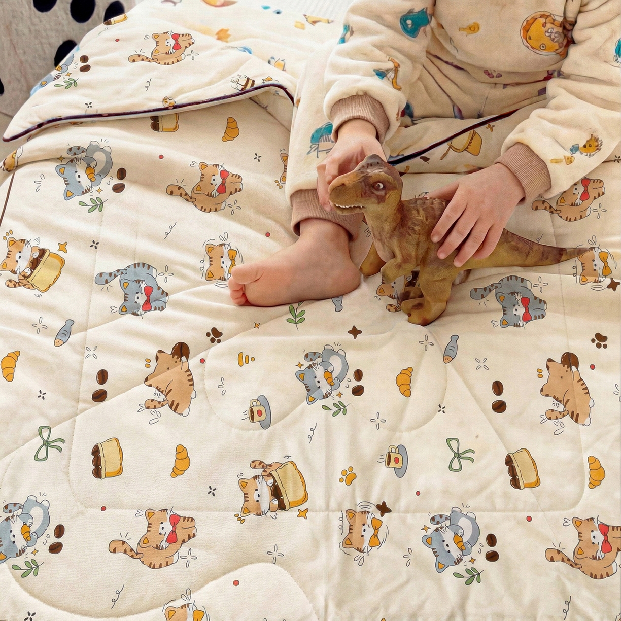 91家纺网 家纺一手货源 找家纺 春妮家纺 2026新款卡通幼儿园全棉儿童夏被夏凉被空调被 休闲娱乐