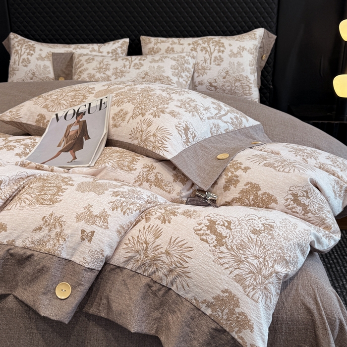 91家纺网 家纺一手货源 找家纺 晚爱家纺（原晚安家居） 2026新款加厚双层纱原麻纽扣款四件套 秋意浓