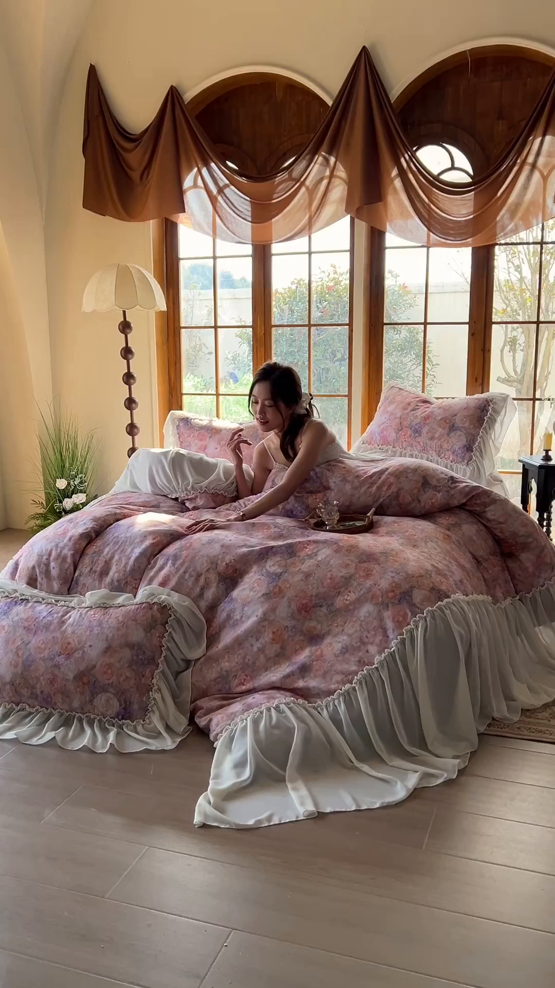 91家纺网 家纺一手货源 找家纺 疆东 2026高端韩版法式公主复古油画风纯棉双层纱四件套赫本浪漫荷叶花边仙女全棉双层纱四件套床上用品被套 普罗旺斯